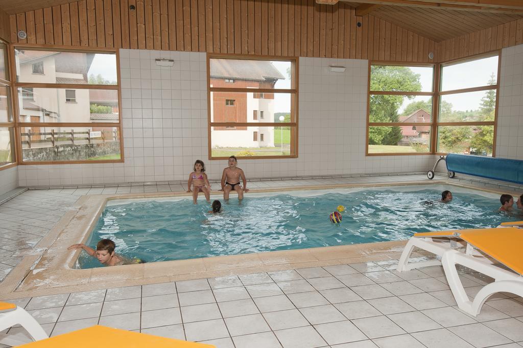 Etoile Des Neiges Piscine Spa Sauna Métabief Екстериор снимка